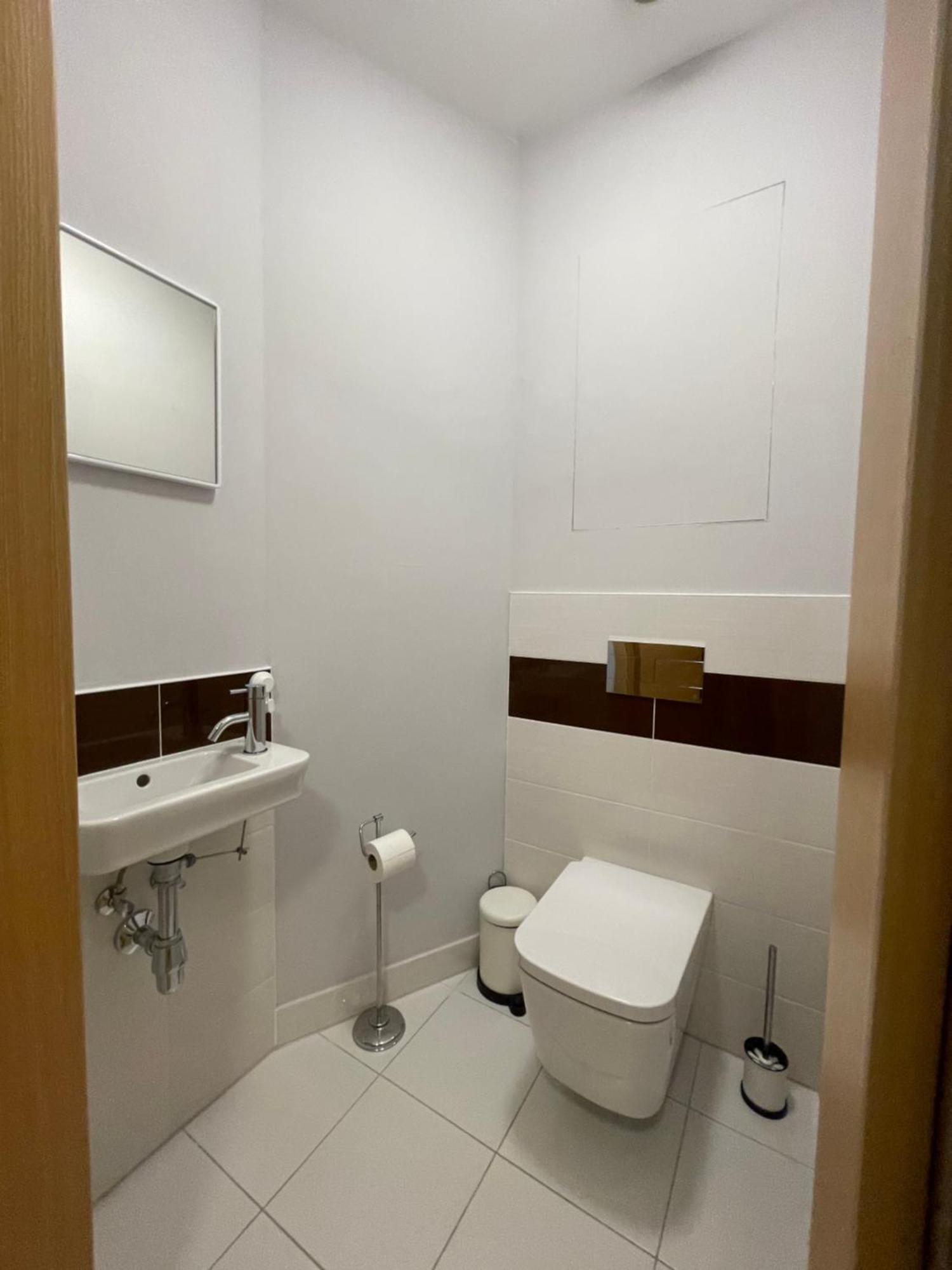 Sag Panorama City Apartment 3 Rooms Free Parking Free Wifi Pressburg Exterior foto
